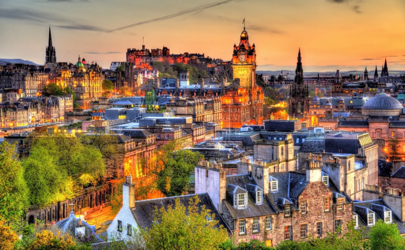 The Timeless Traveler tweet media