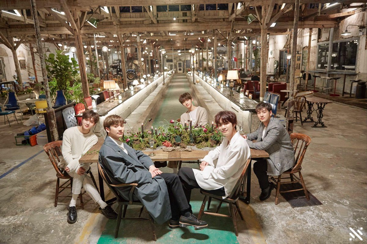 NU'ESTデビュー14周年おめでとう
#뉴이스트_데뷔14주년_축하해
また会える日を楽しみに待ってるよ
#NUEST_14TH_ANNIVERSARY
ありがとうNU'EST、大好きNU'EST