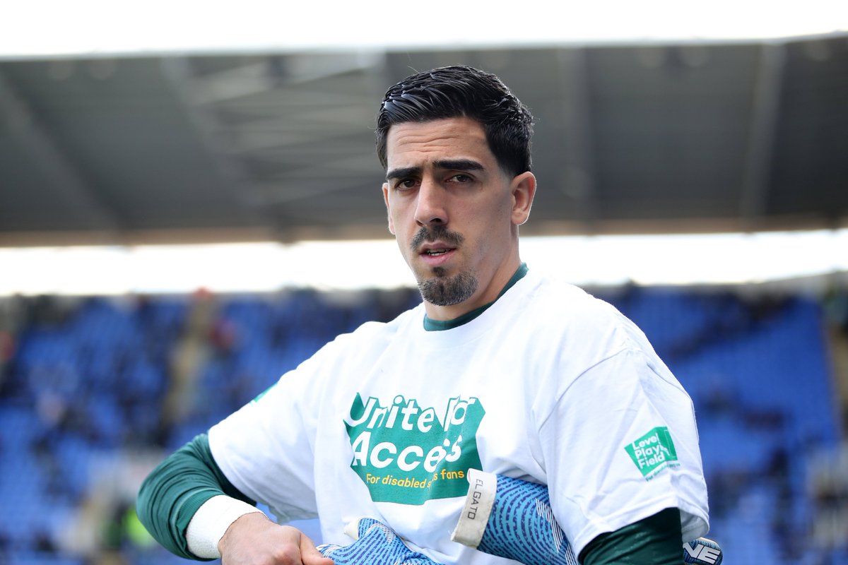 Reading FC tweet media