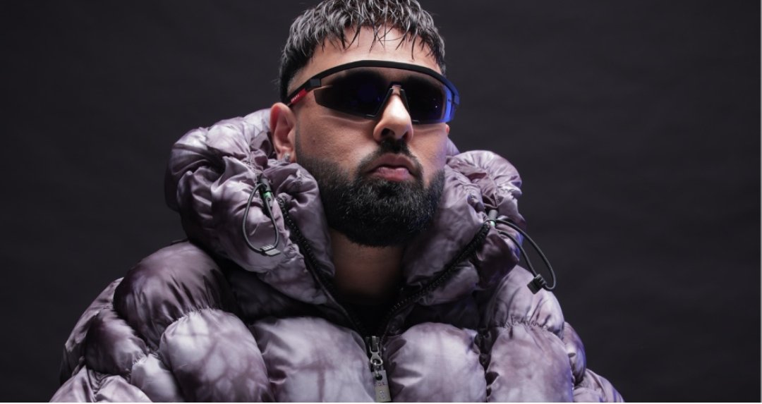 🚨 ब्रेकिंग: बॉलीवुड रैपर Badshah के 'टटीरी' गाने पर विवाद थमने का नाम नहीं ले रहा! 😱
सोशल मीडिया पर माफी मांगने के बाद भी हरियाणा की संस्कृति बिगाड़ने का आरोप... अब Lawrence Bishnoi गैंग ने खुलेआम धमकी दे दी – 'अगली बार सीधे माथे में गोली मारेंगे!' 💥
पानीपत फायरिंग की