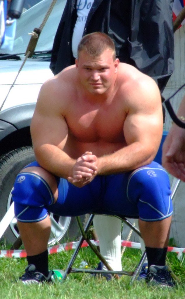 swolling_flyguy's tweet image. Won’t stop until I’m as massive as them. 
#strongman #musclebear #musclechunk