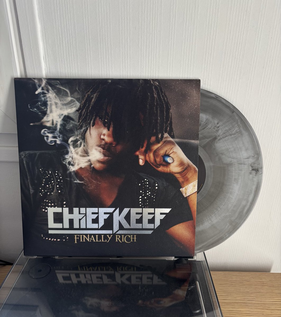 A (@kaboom_mufc) on Twitter photo 