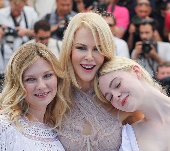 cinevow's tweet photo. Kirsten Dunst, Nicole Kidman and Elle Fanning at the Cannes Film Festival, 2017 https://t.co/DhJFeHLWGp