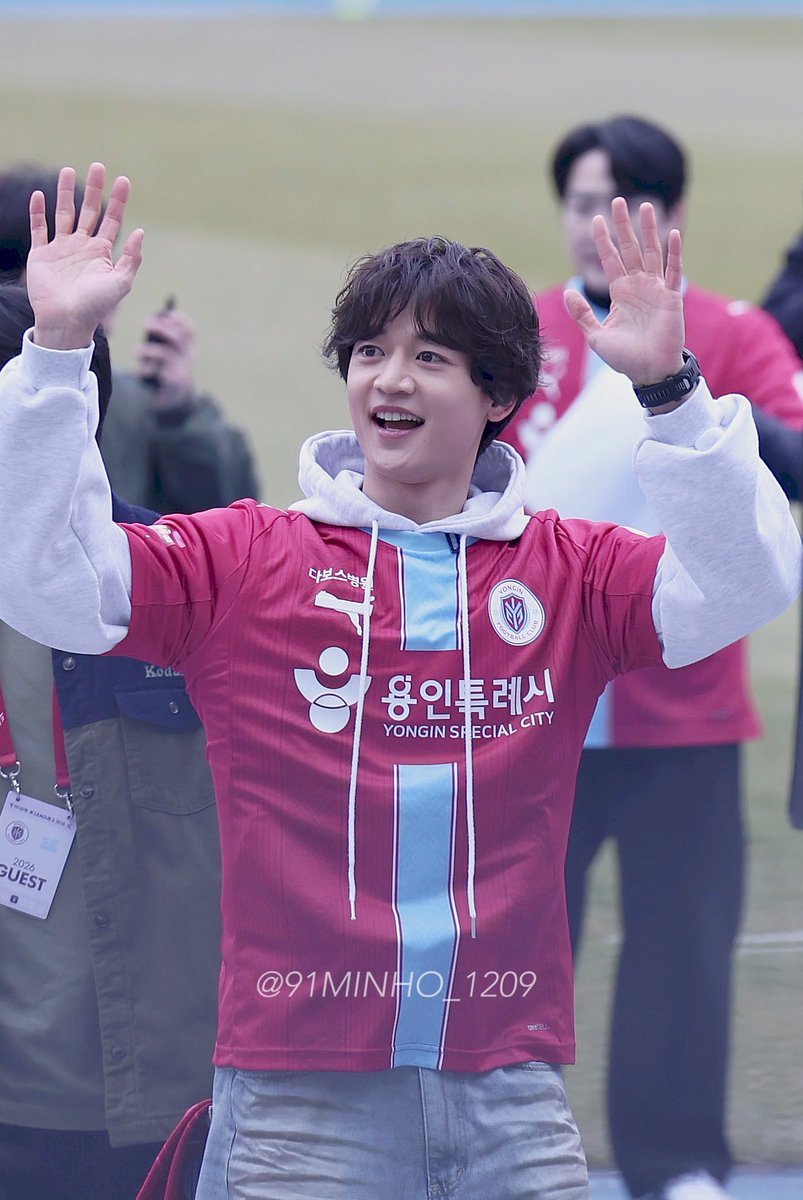 minho pics tweet media