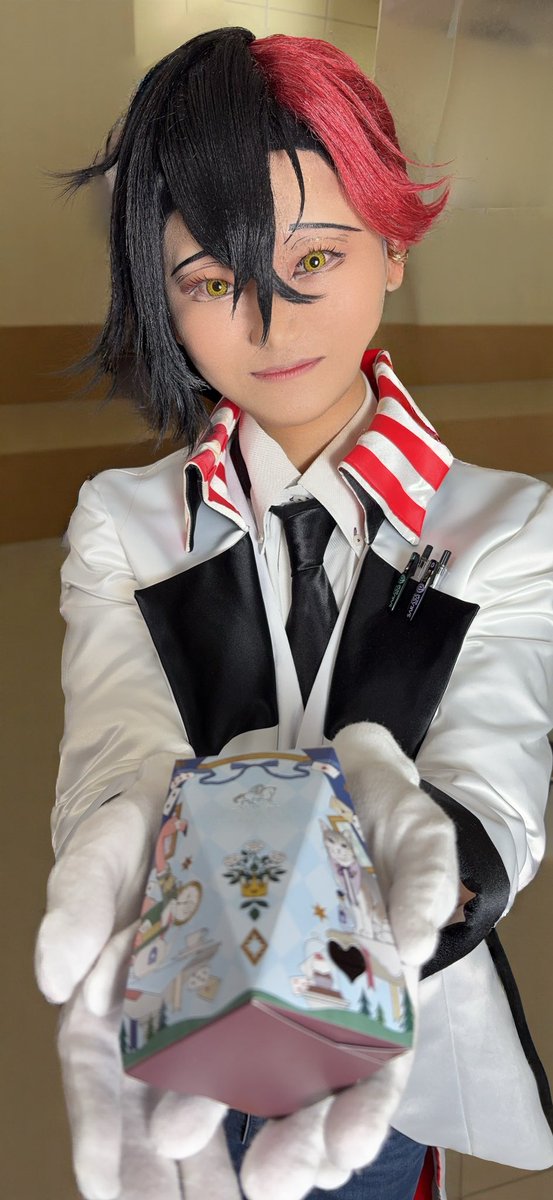 Okinawa0896's tweet photo. "今日はホワイトデーですね♪私からのお返し受け取ってくださいますか？"

 #aknk_cos https://t.co/9nCTV6j2Sg