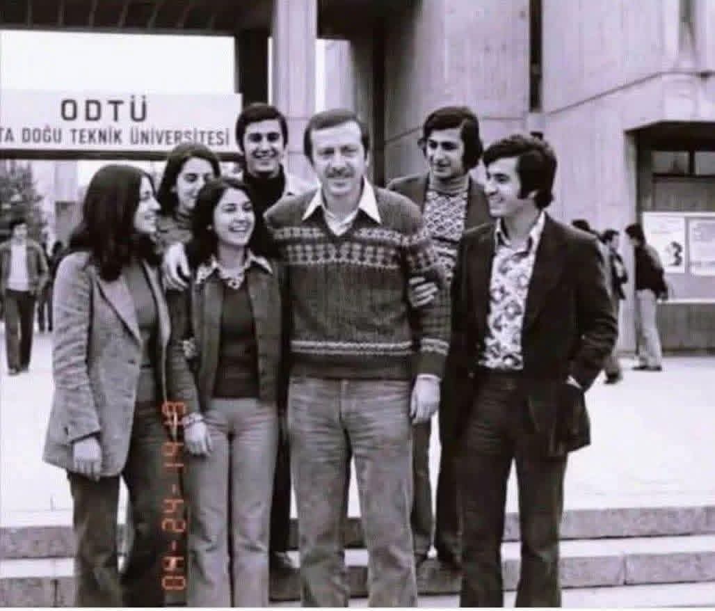 Muhafazakâr tweet media