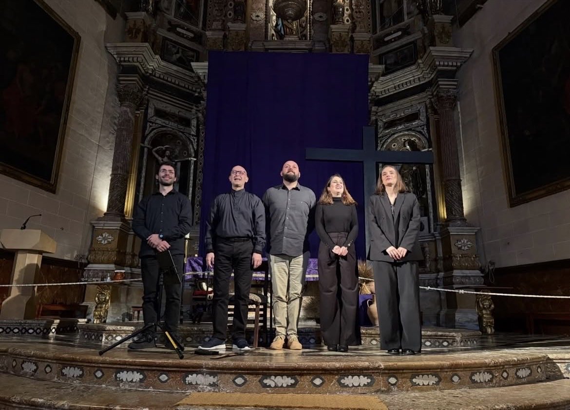 ramberter's tweet photo. Un dia excepcional, avui a Alaró, concert 900 de Els matins de l’orgue. Una iniciativa des de fa vint anys. Gràcies, @goib @ConselldeMca @ajuntamentalaro per fer aquest goig setmanal pels qu’estimam la
Música. @MargaProhens @Ll_Galmes @AntoniaRoca i especialment @lloperellor https://t.co/FODzbxlI8e