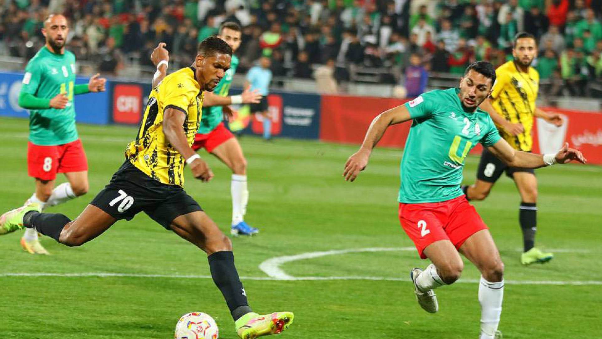 قمة منتظرة تجمع الوحدات والحسين إربد في دوري المحترفين اليوم #عاجل 