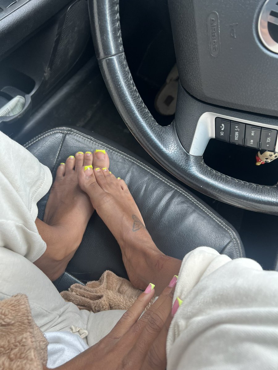 niggasluvbaldie's tweet photo. I love a fresh set! https://t.co/oOL0iCq6JK