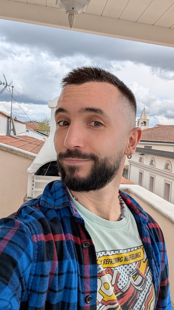 Daniele 🕺🦥 tweet media