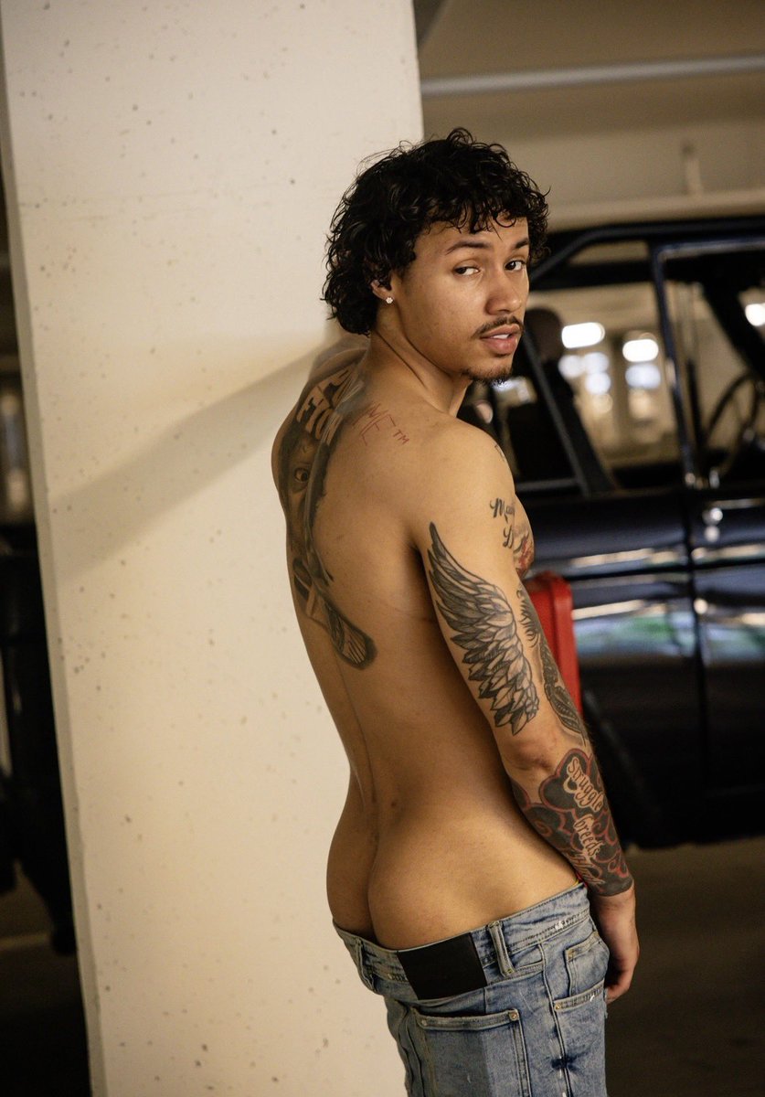 Leek🦹🏾‍♂️ 400k 🔥🥵 ONLY FANS ON SALE tweet media