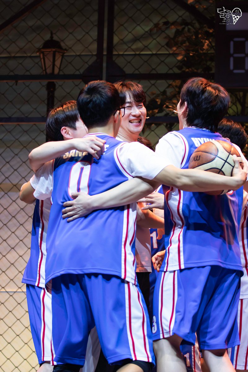 달콤 한 조각🍰 tweet media