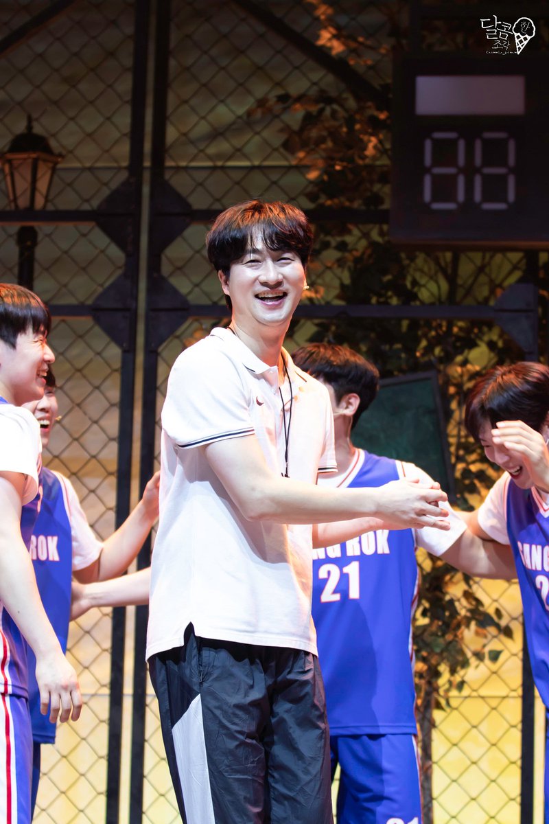 달콤 한 조각🍰 tweet media