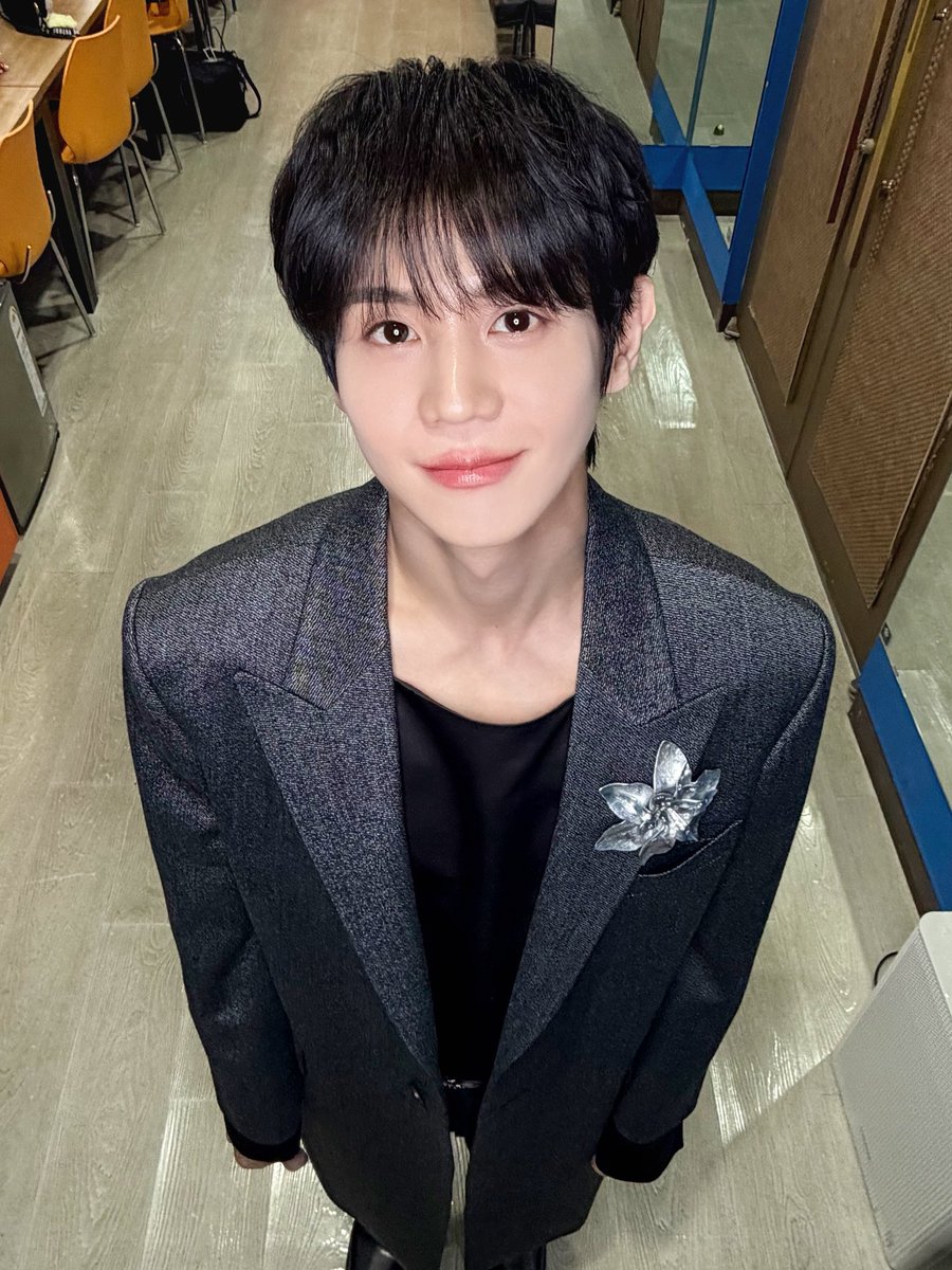 퍼..🪽 tweet media