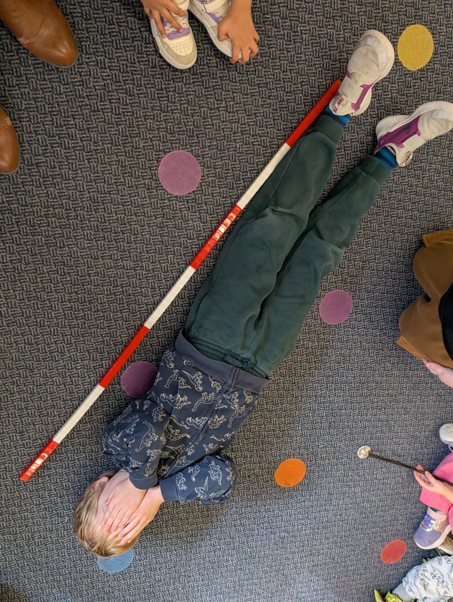 TechTeacherJSam's tweet photo. As part of our learning about Non-standard measurement, we use snap cubes to measure how tall we are! Our young mathematicians had fun discovering how many snap cubes tall they are! #kindergartenlearning #mathisfun mathinkindergarten @TDSB_RoywoodPS https://t.co/zKHTgu4bJV