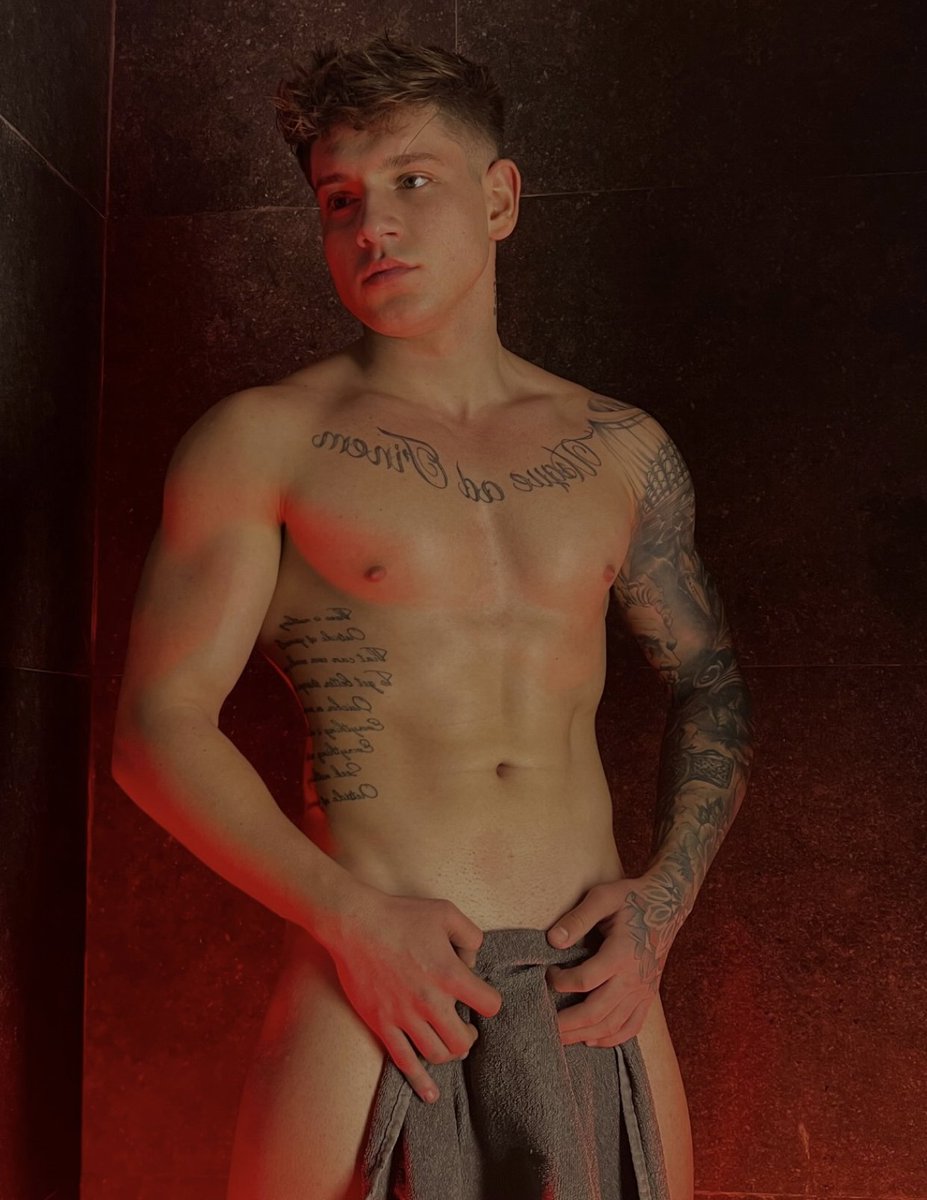 liam_italian_bull tweet media