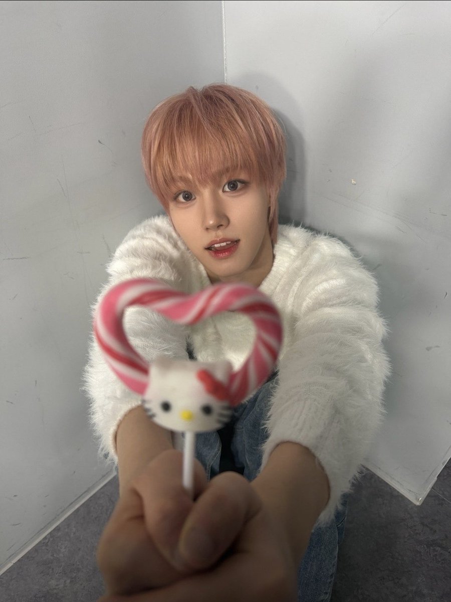 juwon pics. (@0724files) on Twitter photo 