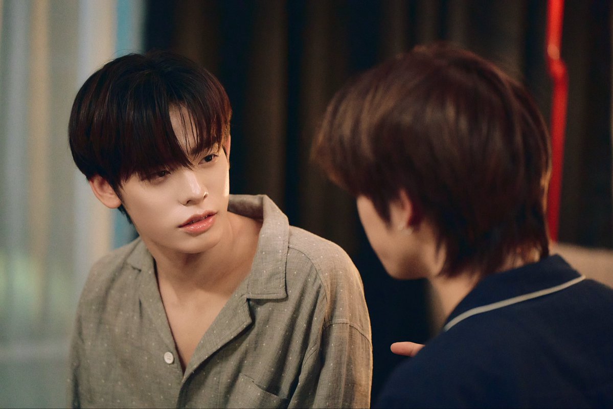 แค่ถามเฉยๆ ยังไม่ได้ไรเลย

DUANG WITH YOU EP7 
#ด้วงกับเธอEP7