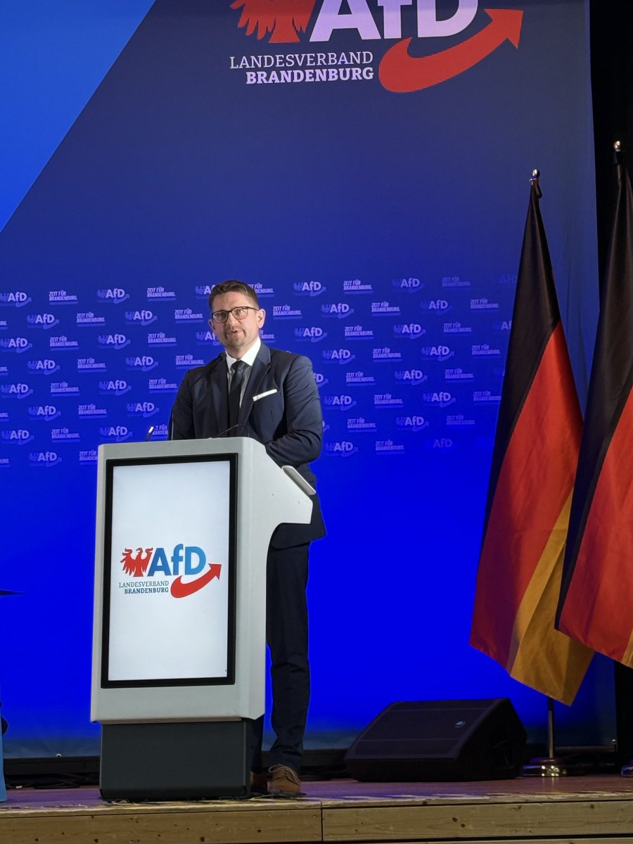 Mary Khan tweet media