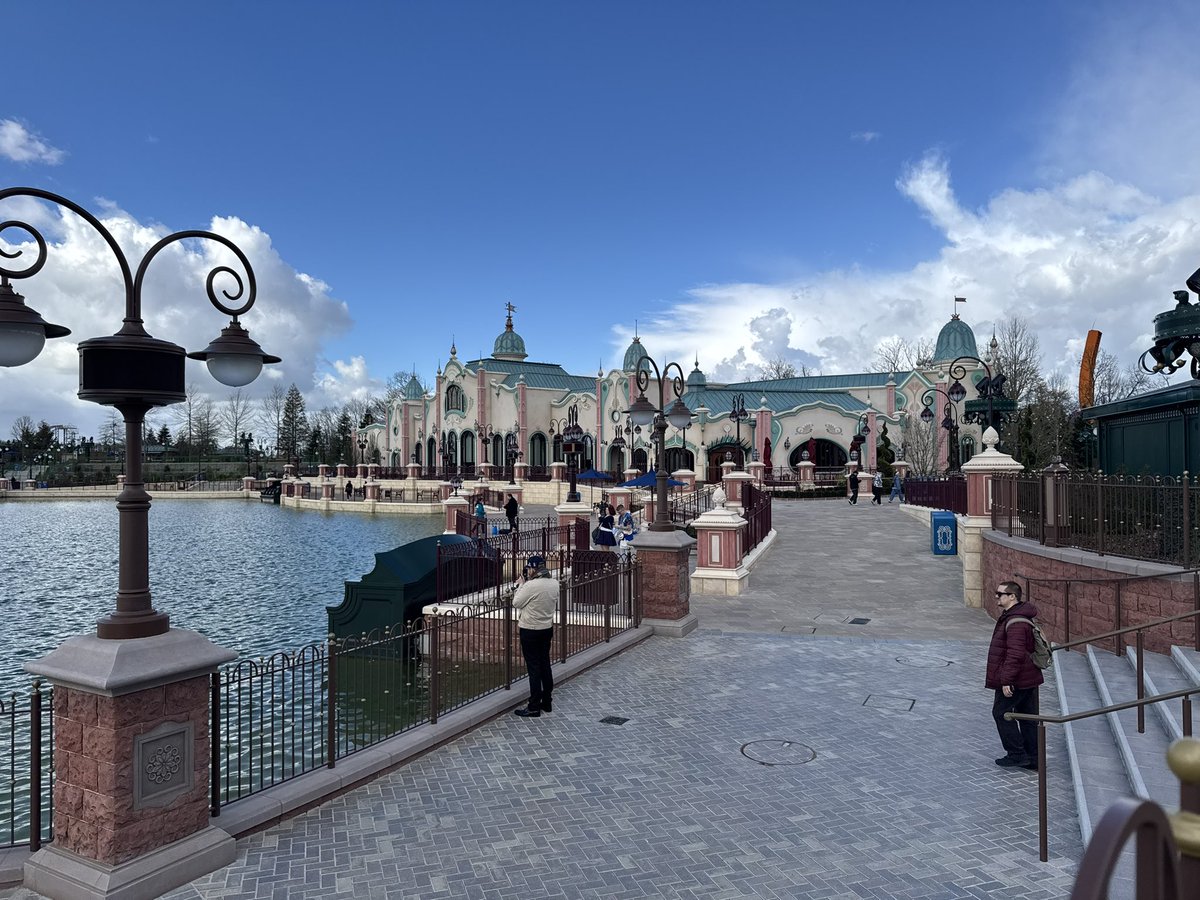 I’ve now spent just over an hour on Adventure Way and Adventure Bay at ...