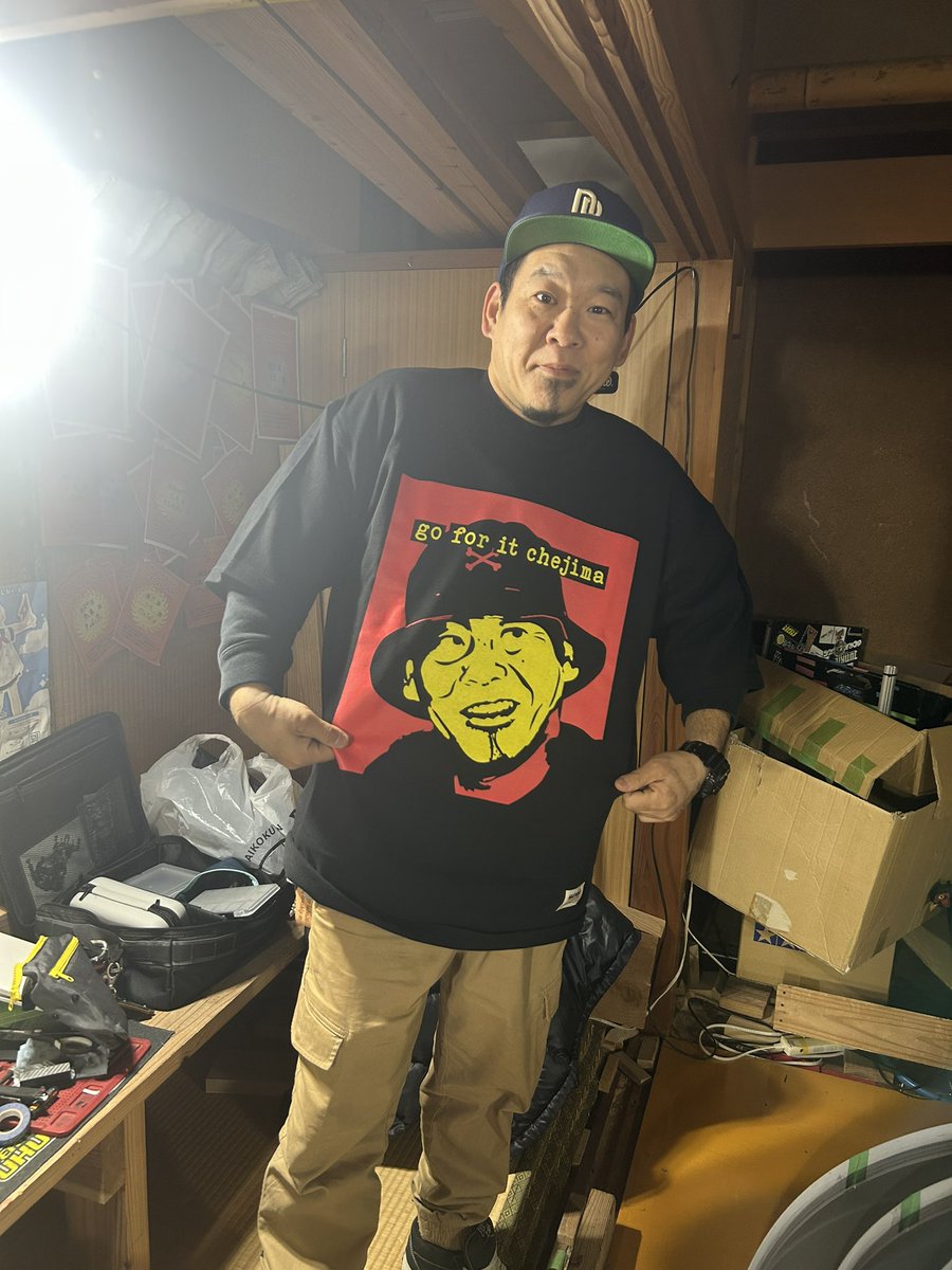 surfer_3249's tweet image. オレラボナイトR9🌃

練習絶好調からの準決敗退😇
裏のドボントーナメントは再々トーナメントの末3位🥉✨

レース後はちぇじさんにみんなから退院のお祝いプレゼント🎁
#evilwire
#オレラボ