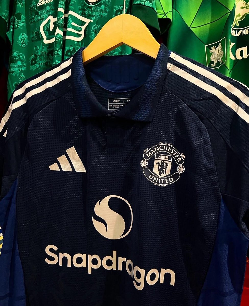 Surramey Kits 🍉 tweet media