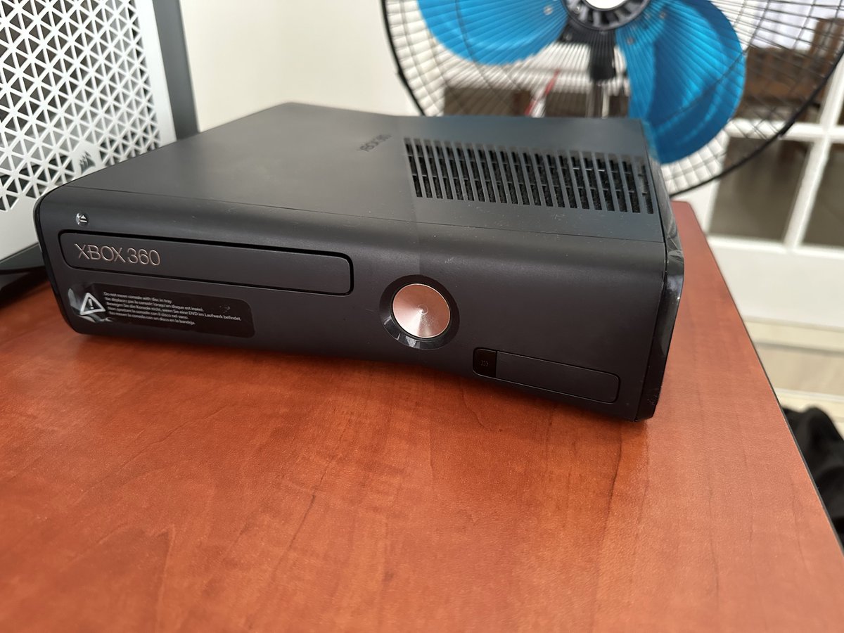 nihilist⛧ tweet media