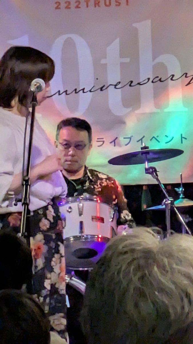 4910Falcon's tweet image. 今日の夜はトラストさんの10周年ライブで遊んで来ました😄

#トラスト　#HEIMDAL #メトロガーデン