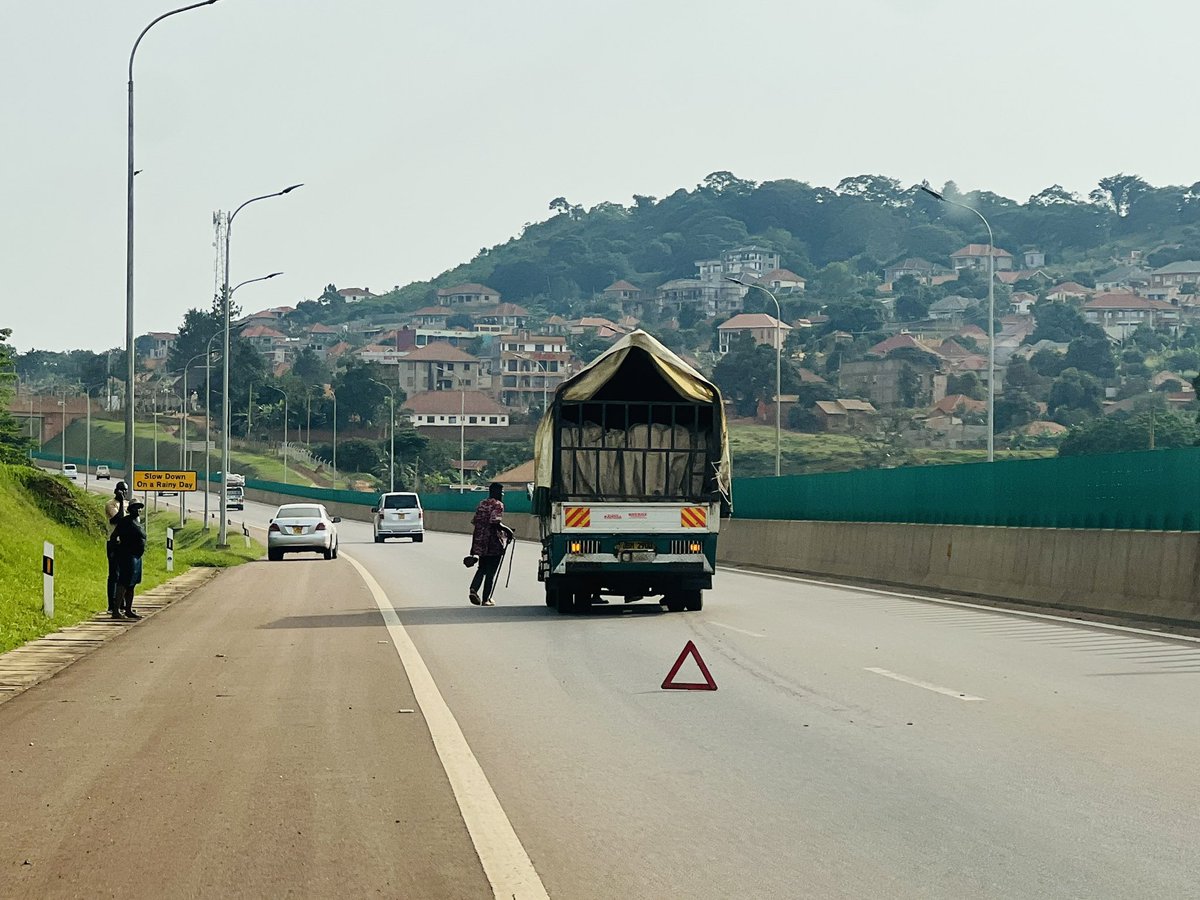 Kampala Entebbe Expressway tweet media