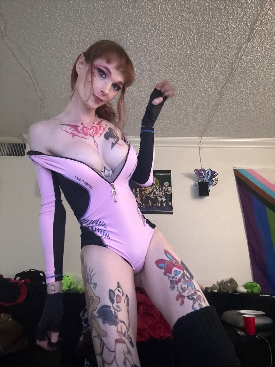 PixiePlaysX tweet media