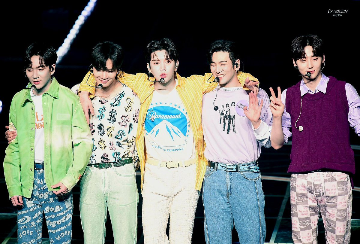 love5nuestS2's tweet photo. 우리 뉴이스트 벌써 14번째 생일이네💖
#뉴이스트_데뷔14주년_축하해
내 인생에 나타나줘서 고마워🫶🏻
#NUEST_14TH_ANNIVERSARY
늘 그랬듯 언제나 사랑하구 응원해👍🏻 https://t.co/FAhKRaLQRd