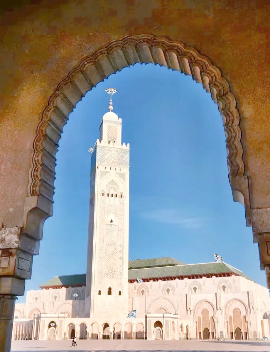 wfca_global's tweet image. 👀 Diamond Hunt 💎

Only sharp eyes will find them all.
Diamonds are hidden in this scene.

How many did you spot? 👀
Zoom in 🔍
Drop your answer 👇

#WFF #Diamond