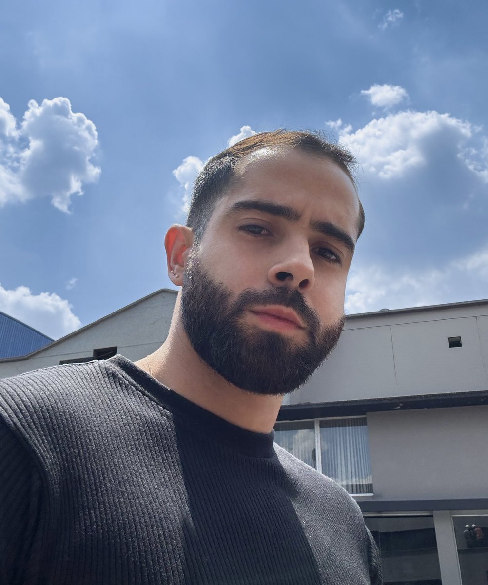 ⚡️ Sam. tweet media