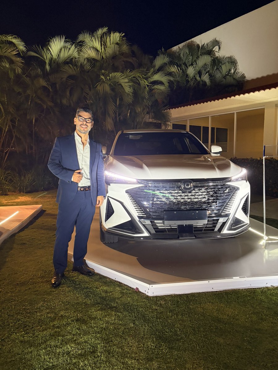 raúlcuriel00 tweet media