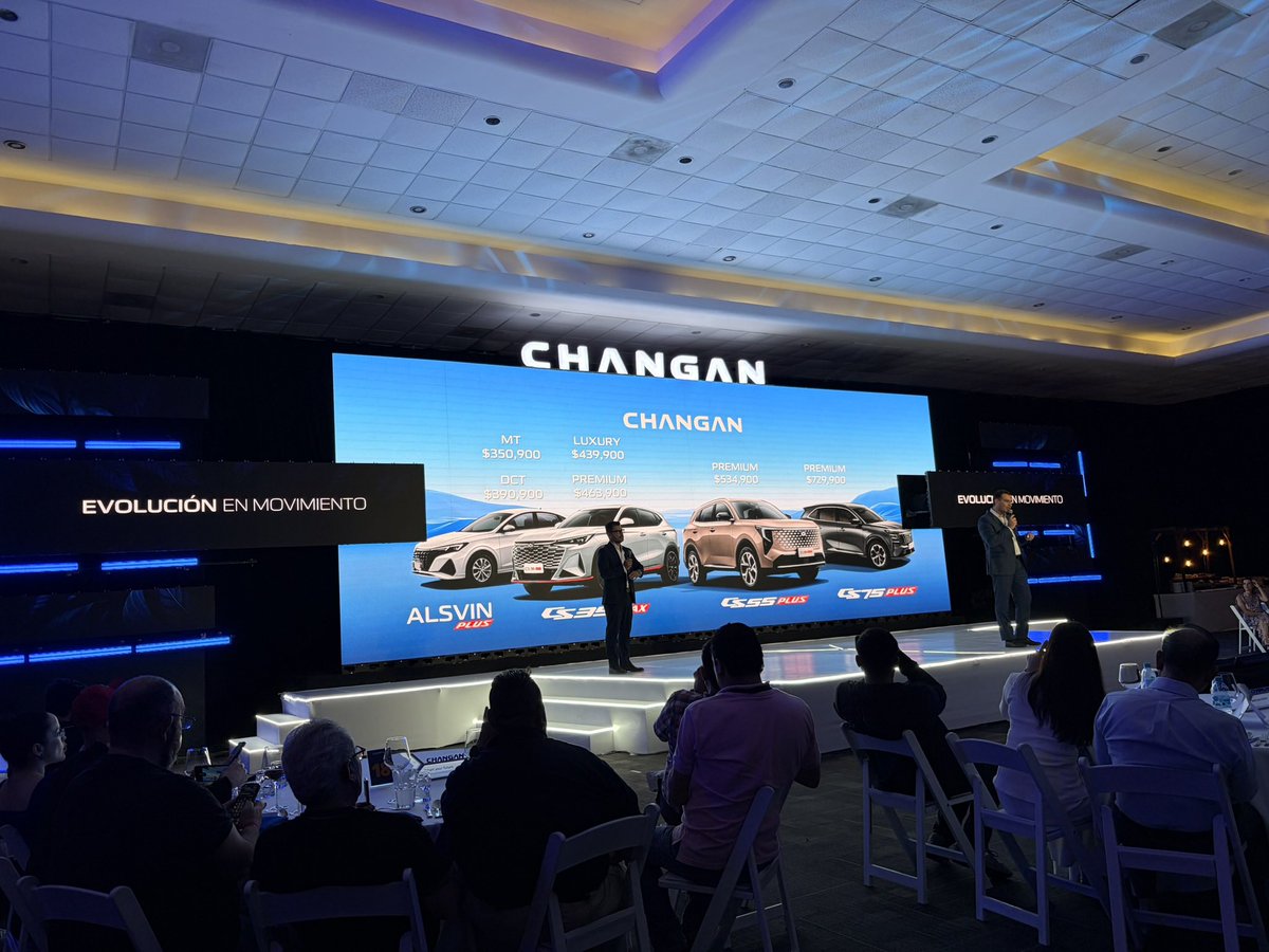 raúlcuriel00 tweet media