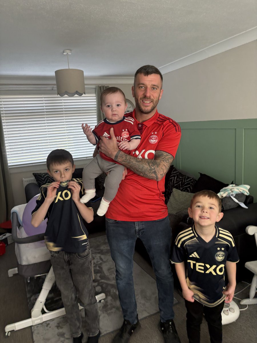 Robbie Strachan 🏴󠁧󠁢󠁳󠁣󠁴󠁿 tweet media