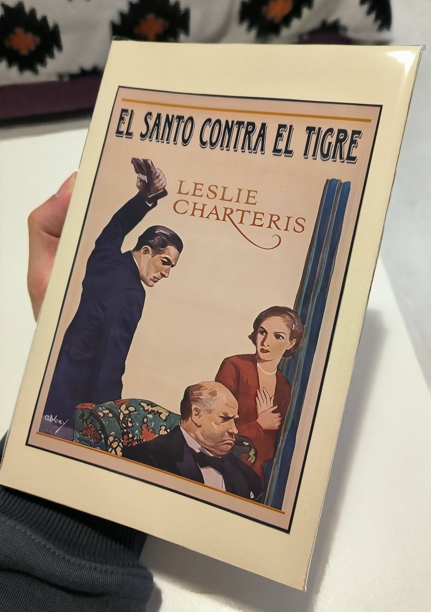 Me encanta encontrar libros de los años 30 que fueron desechados y devolverles una mayor dignidad y segunda vida...

#vintage #books #thesaint #retro #retaped #theprometeus #exclusive #limited #secondlife