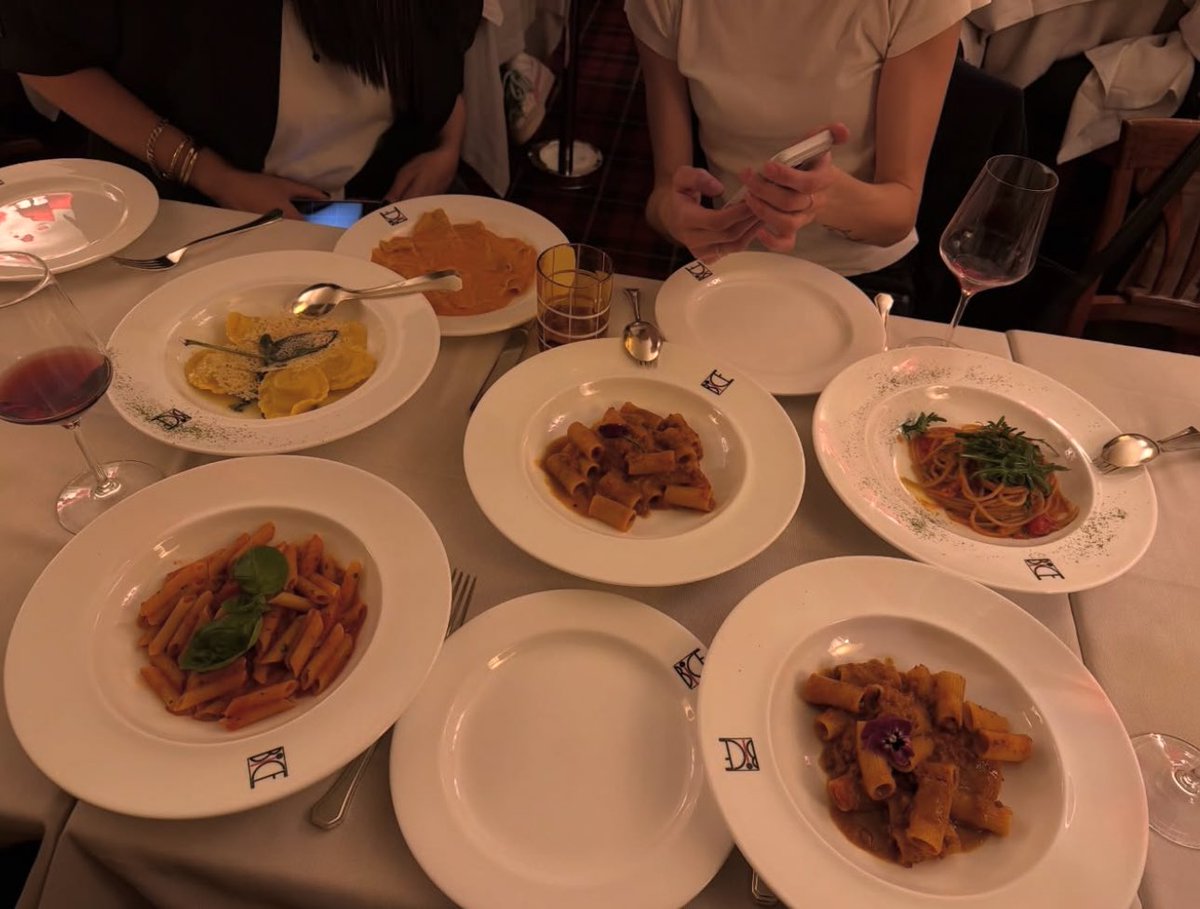︎ً tweet media