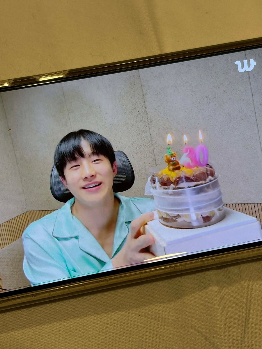 AIRAH 💜✨️ tweet media