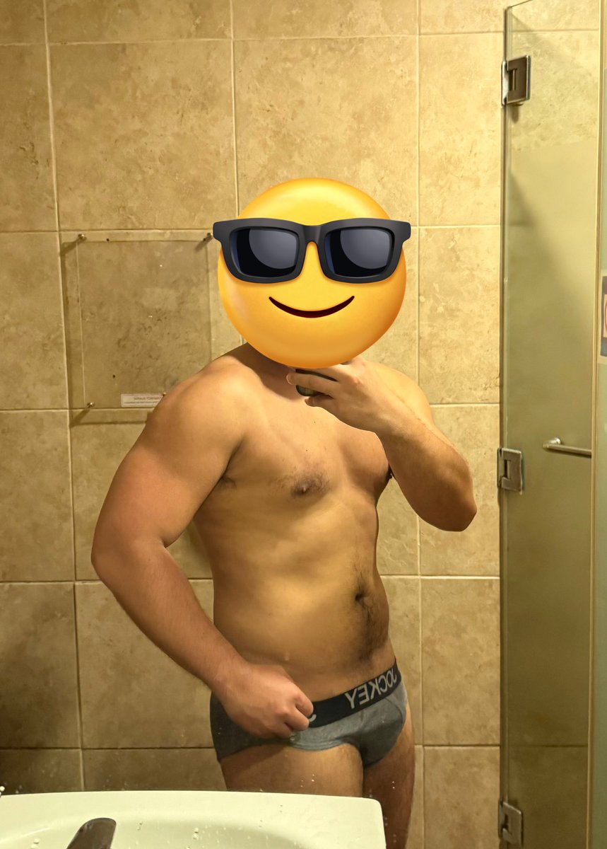 ジョンブック tweet media