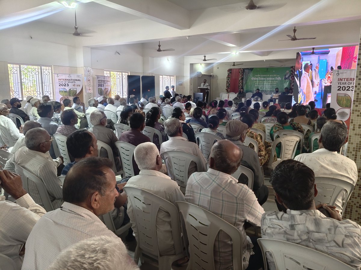 તાલુકા વહીવટી તંત્ર દ્વારા." પી.એમ.કિશાન ઉત્સવ દિવસ અને મિલેટ મેળો"-૨૦૨૬ નું પટેલ સમાજ-સાંગણવા તા.લોધીકા ખાતે આયોજન કરવામાં આવ્યું.જેમાં બહોળી સંખ્યામાં ખેડૂત ભાઈઓ અને બહેનો એ હાજરી આપી.<a href="/jitu_vaghani/">Jitu Vaghani</a> <a href="/GujAgriDept/">Gujarat Agriculture, Farmer Welfare & Co-op. Dept.</a> <a href="/DDORAJKOT1/">District Panchayat Rajkot</a> <a href="/CollectorRjt/">Collector Rajkot</a> <a href="/DaoRajkot/">DAO Rajkot</a> <a href="/LodhikaTdo/">TDO Lodhika</a> <a href="/AgriLodhika1997/">agri lodhika</a>