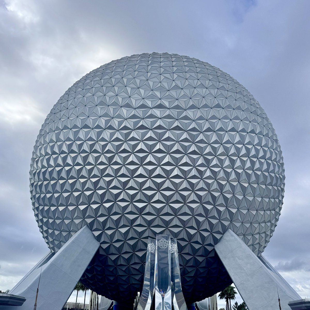 Delightful FREAKshow tweet media