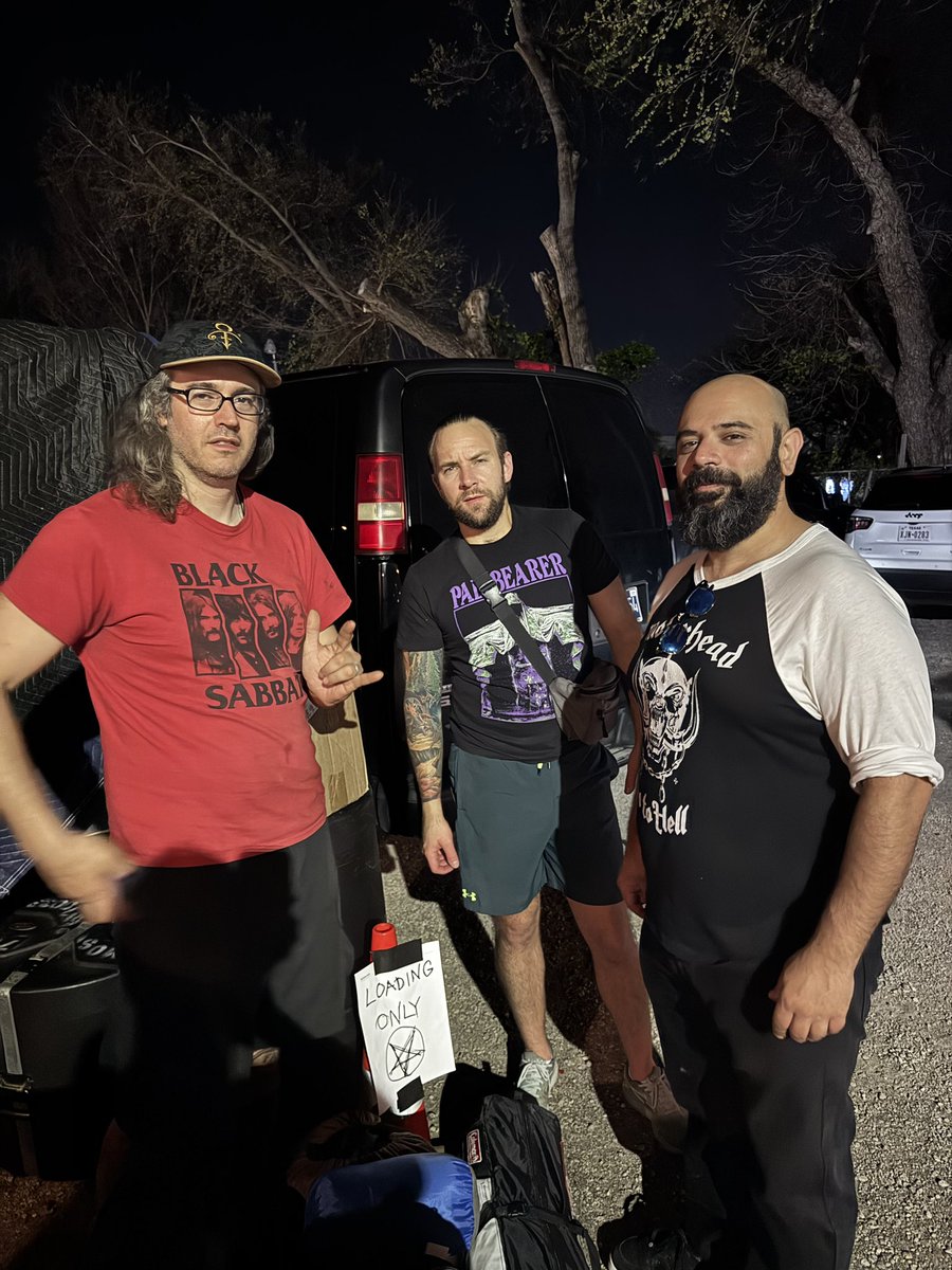 Howling Giant tweet media