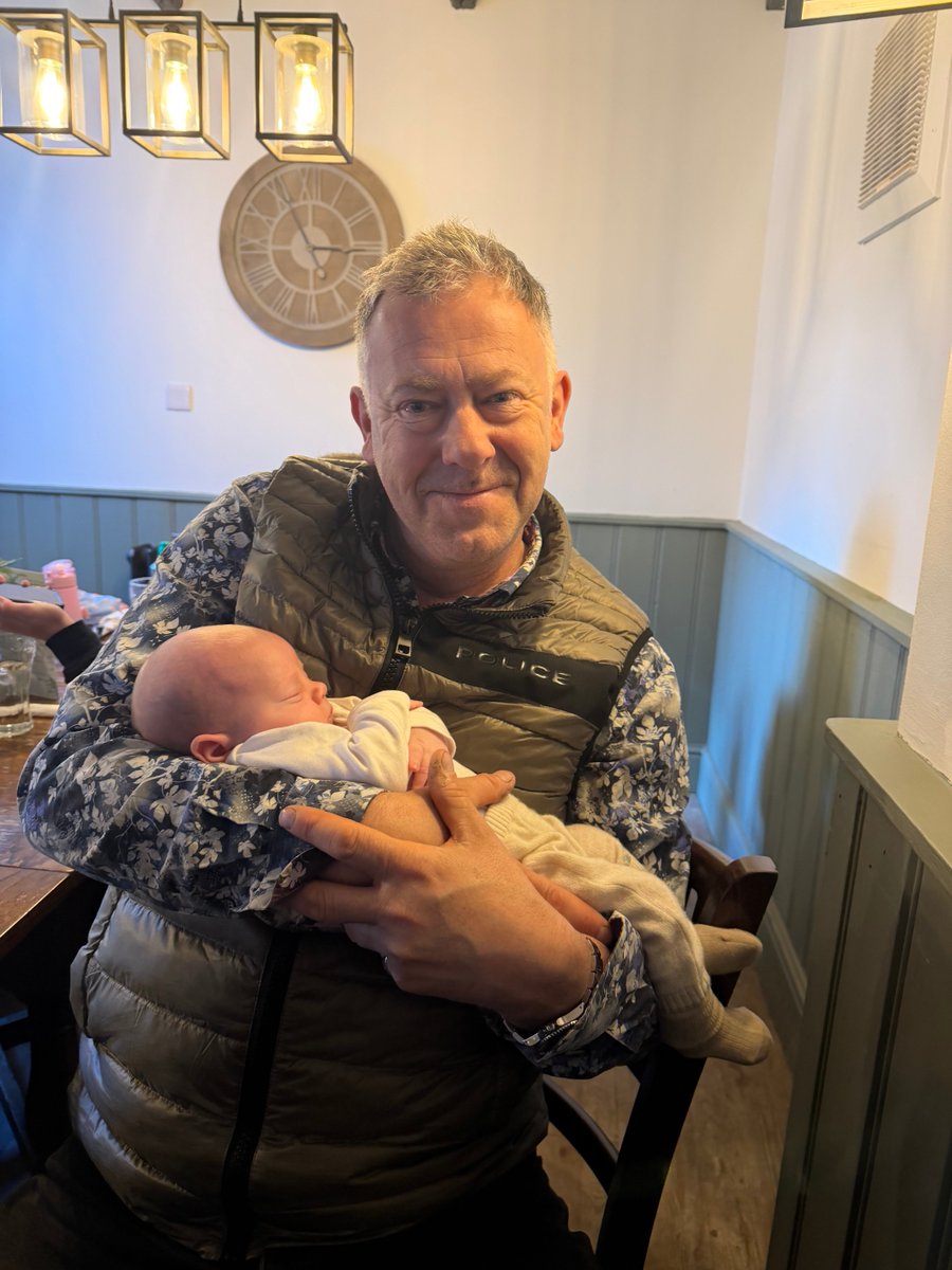 Alastair Hilton tweet media