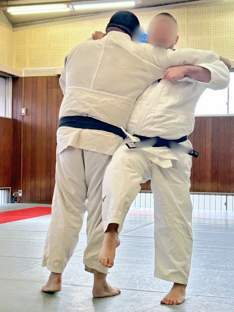 JUDO_346's tweet photo. 稽古お疲れさまでした！
黒帯5名、白帯3名の計8名の稽古でした。

白帯メンバーの特訓で技の研究に熱が入りますね！
初段黒帯のメンバーもどんどん二段に近づいてる感じがします😊

■次回稽古■
・3月21日 https://t.co/2GpzxksTb0
