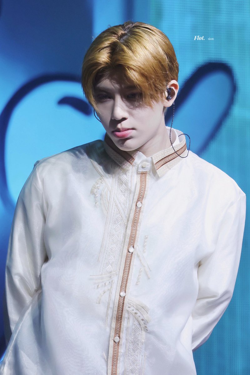 𝐹𝑙𝑜𝑡. tweet media