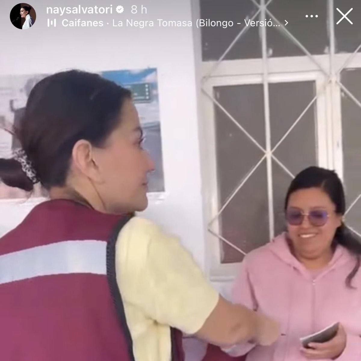 ‼️Exhiben a <a href="/Naysalvatori/">Nay Salvatori</a>, promocionándo su imagen en jornada de vacunación‼️

La usuaria <a href="/MirelValentina/">Valentina Mirel</a>, publicó fotos de la diputada colgándose la medallita en una jornada de vacunación en Cholula.

Astutamente la legisladora poblana decidió combinar los colores de morena con