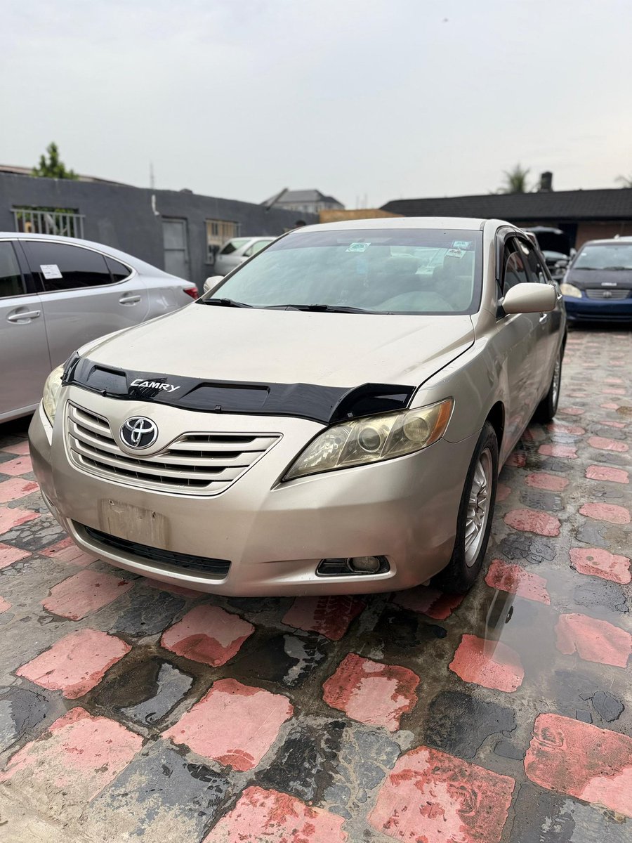 teymitayo's tweet photo. Extremely sharp Registered 2009 Toyota camry le.
Pure first body / first registration.
Call / WhatsApp - 09131919145

Price : 7.5M

Location : Ojodu berger, Lagos https://t.co/ade6ngcuKx