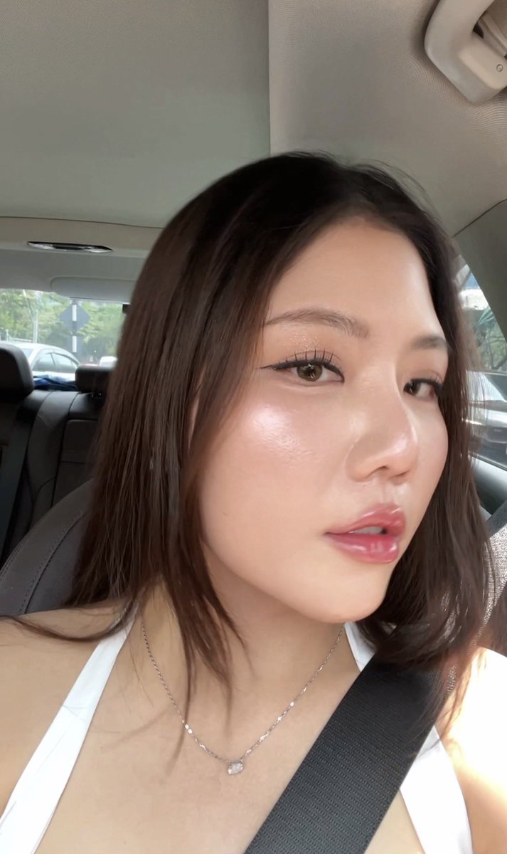 〰️🤎🛋️ ouummuu อุ้มมุ tweet media