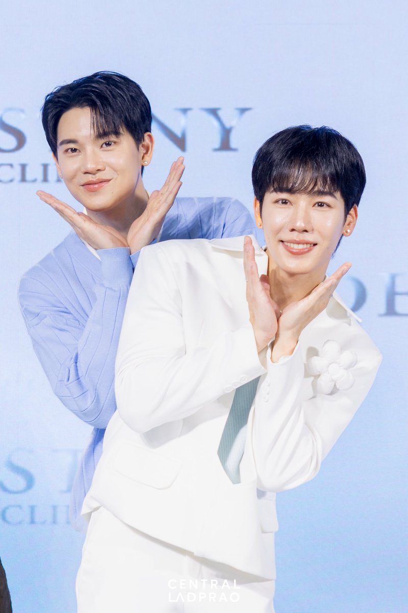 CentralLadprao's tweet photo. น่ารักมากก

#DestinyClinic #YinWar #DestinyclinicxYinWar #หยิ่นวอร์ #เซ็นทรัลลาดพร้าว #CentralLadprao https://t.co/QYEy7xAYIC